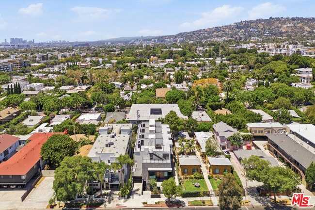 Building Photo - 1159 N Formosa Ave