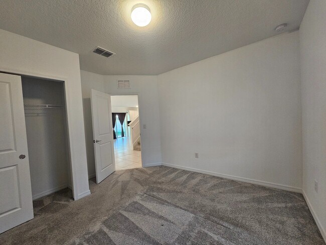 Building Photo - 3928 Capri Coast Dr