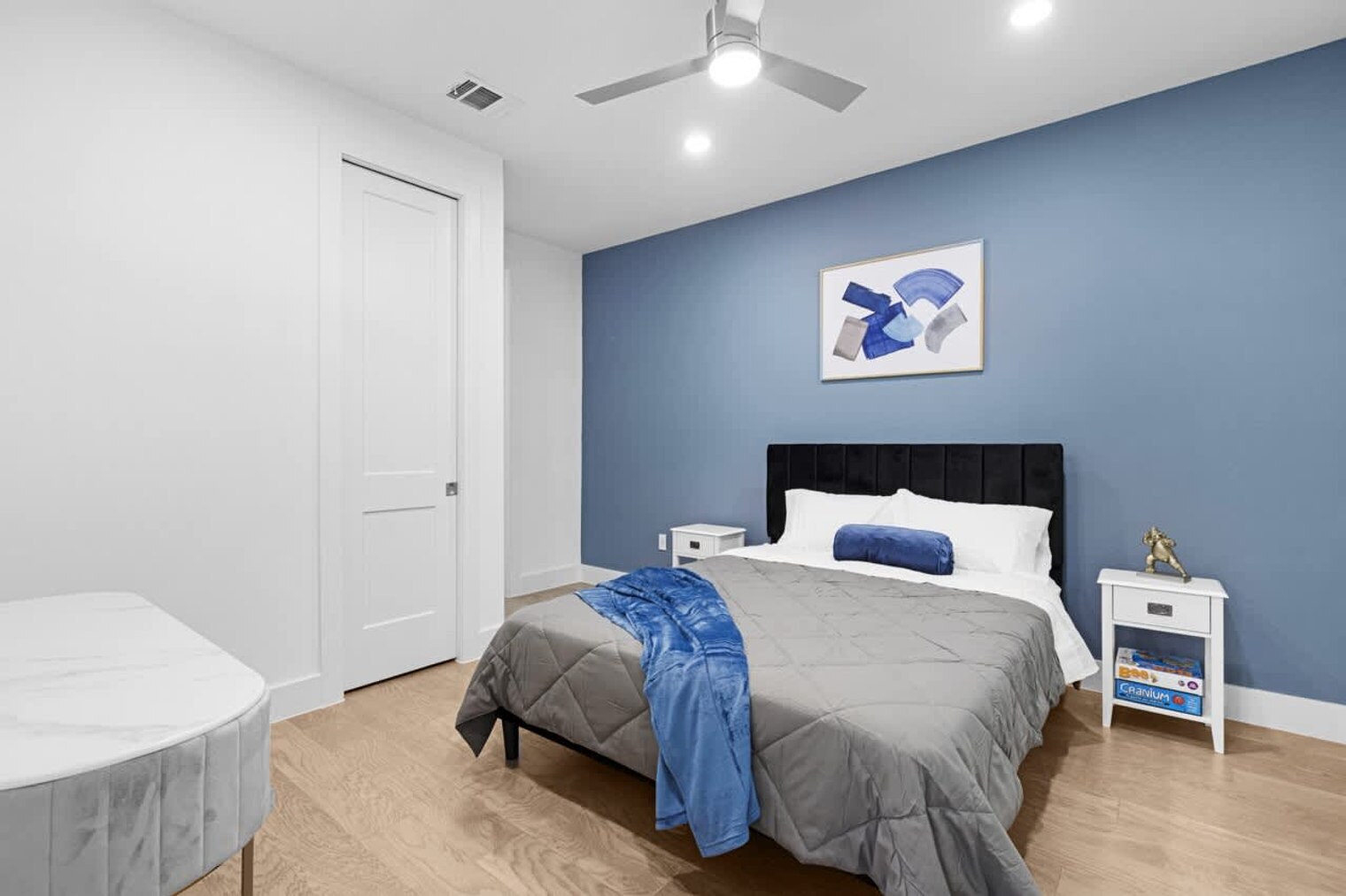 Building Photo - 2103 McGowen St