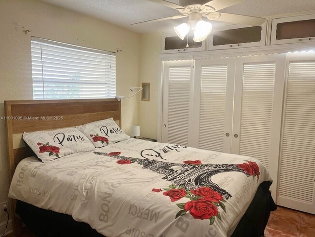 Building Photo - 4913 NW 47th Ave