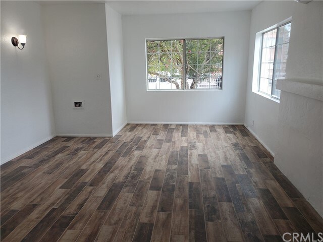 Building Photo - 1309 S Woods Ave