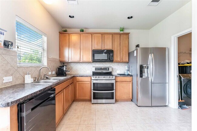 Building Photo - 10406 Harbor Canyon Dr