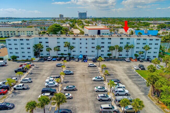 Building Photo - 108 Paradise Harbour Blvd