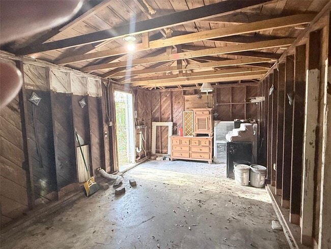 Building Photo - 2835 Dr. M.L.K. Jr St S