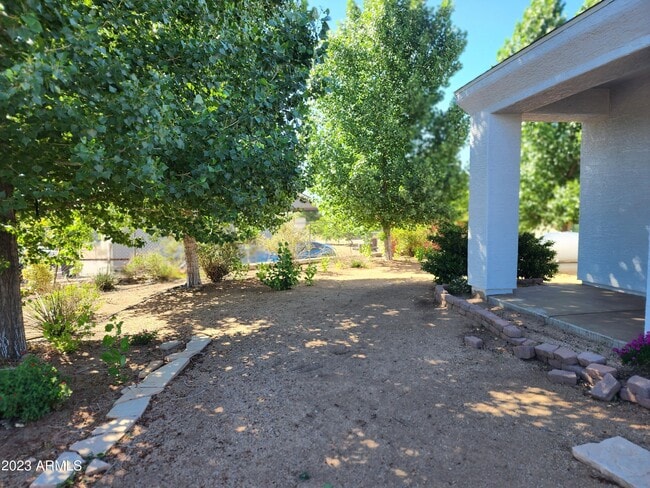 Building Photo - 17747 W Westward Dr