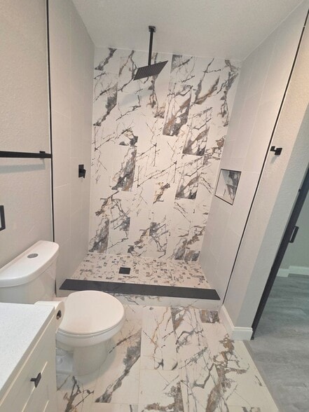 Building Photo - 2410 11th St