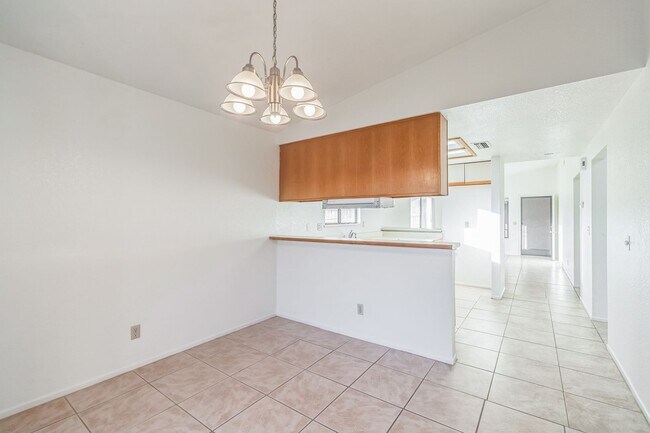 Building Photo - 78701 Ave 42