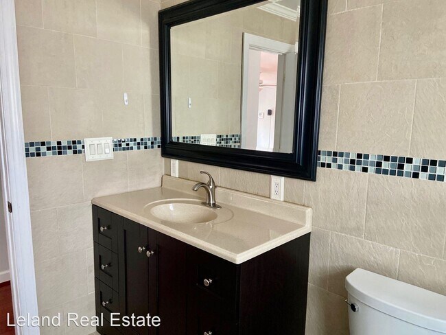 Building Photo - 4 br, 3 bath House - 1724 Sparrow Road