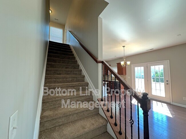 Building Photo - 137 Willow Valley Dr