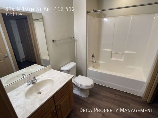 Building Photo - 814 N 19th St