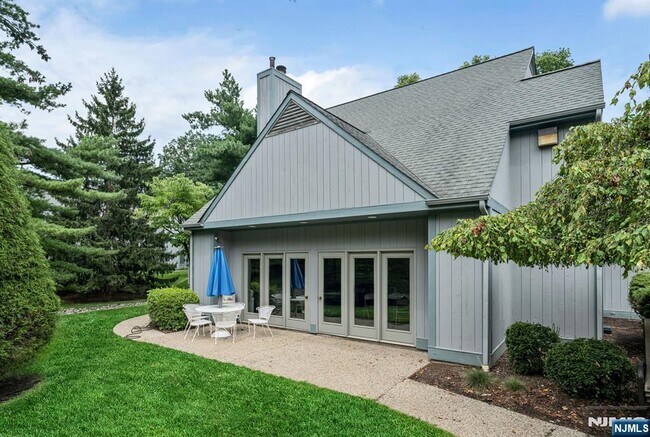 Building Photo - 43 Forsgate Ct