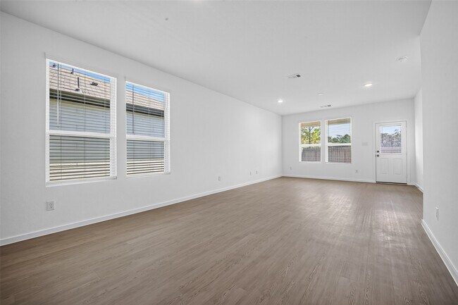 Building Photo - 24657 Monarch Forest Dr
