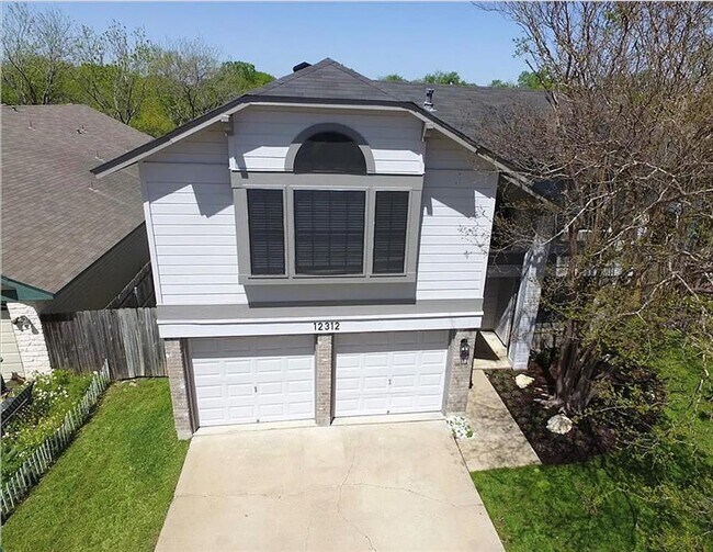 Building Photo - 12312 Yarmont Way