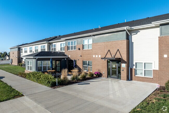 Building Photo - Chandler Pointe
