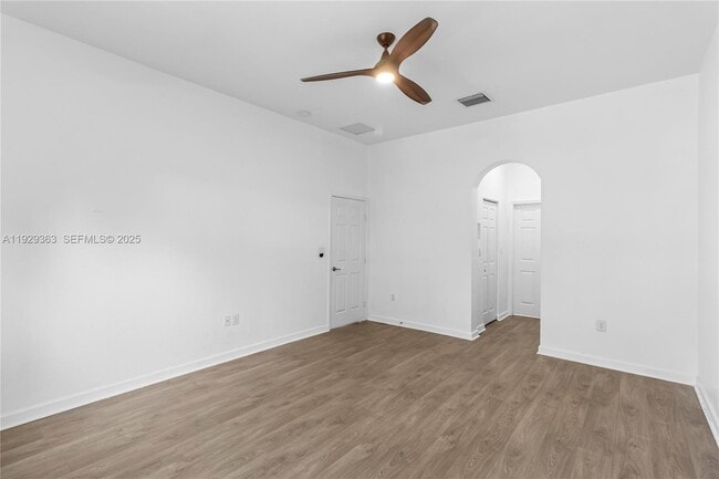 Building Photo - 3560 W 88th St