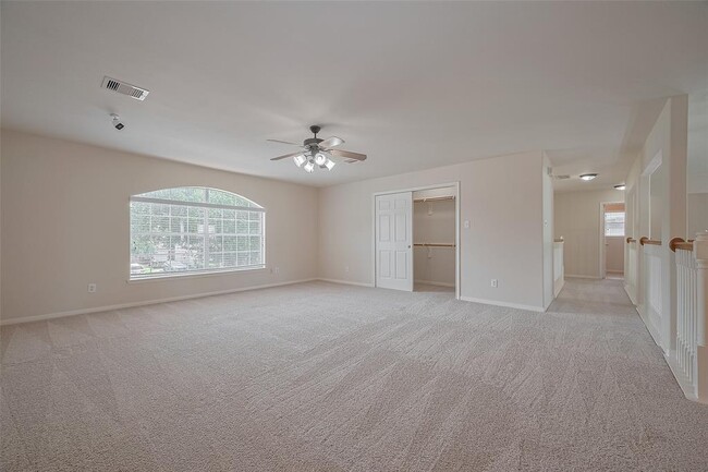 Building Photo - 21627 Cozy Hollow Ln