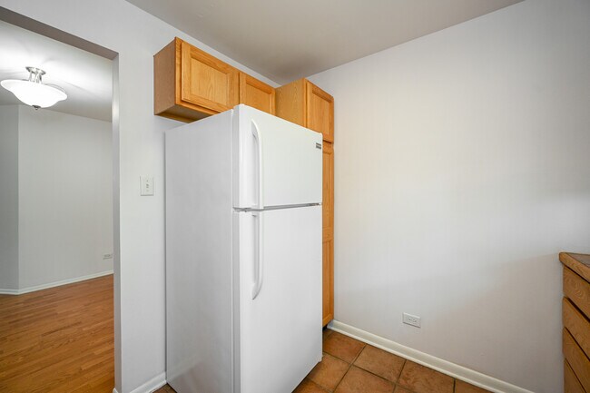 Building Photo - 880 Johnstown Ln