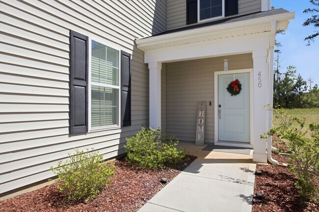 Building Photo - 450 Hawksbill Dr