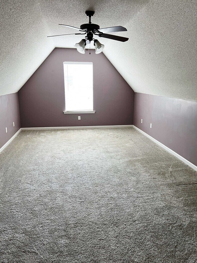 Building Photo - 9837 Oldham Dr