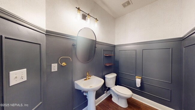 Building Photo - 5663 Greenland Rd