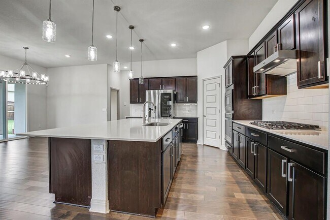 Building Photo - 18012 Stefano Dr