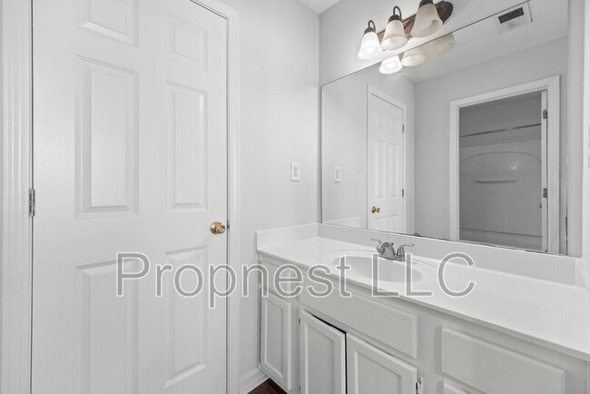 Building Photo - 7322 Perrin Cove