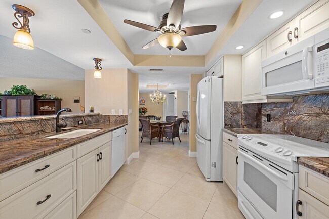 Building Photo - 3000 N Ocean Dr