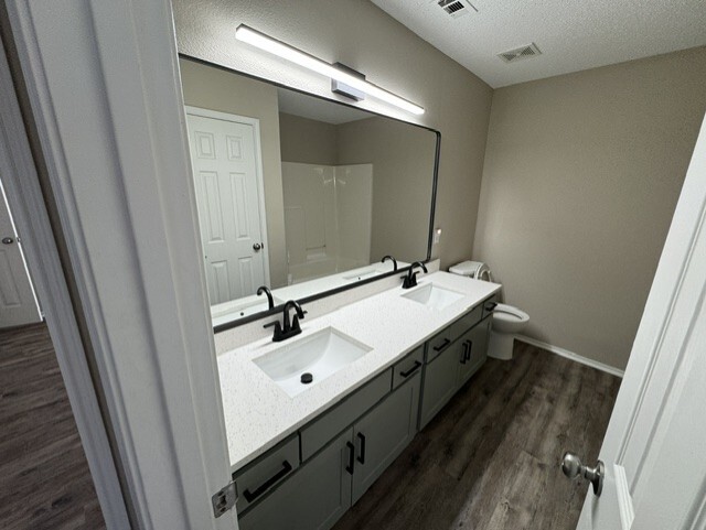 Building Photo - 133 Bowie Dr
