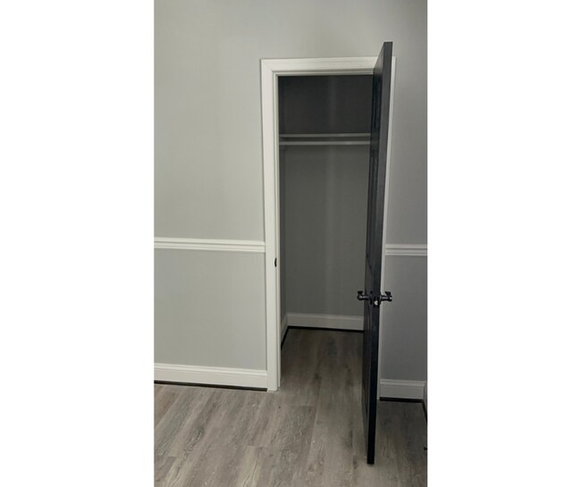 Building Photo - 2848 Edgecombe Cir S