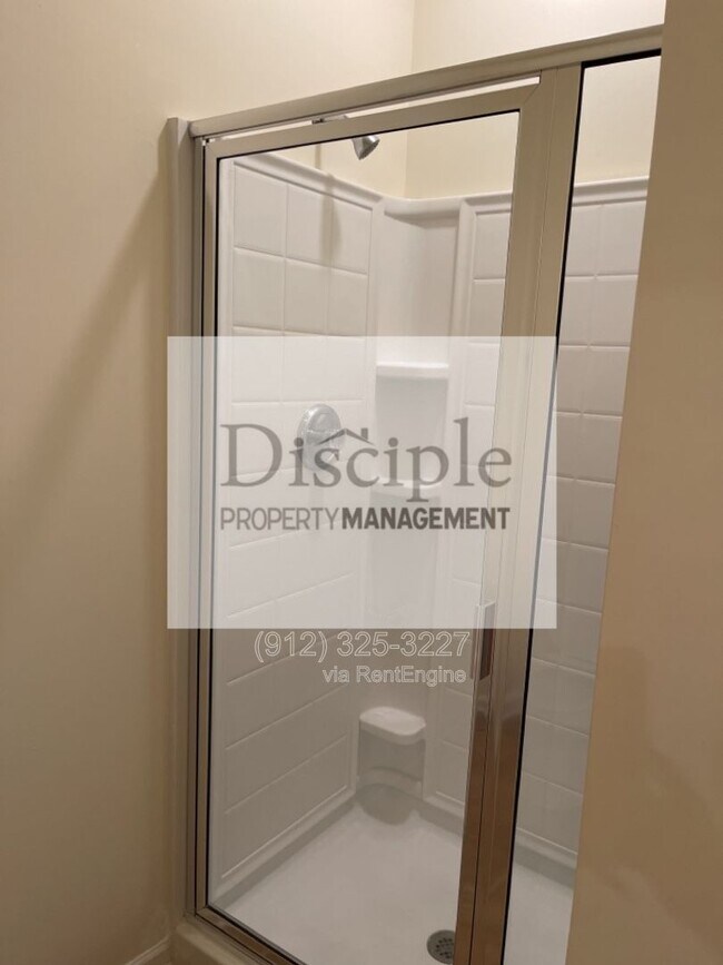 Building Photo - 169 Regency Cir