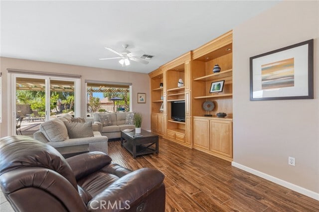 Building Photo - 39371 Blossom Cir