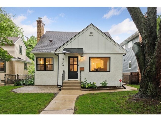 Building Photo - 5109 Abbott Ave S