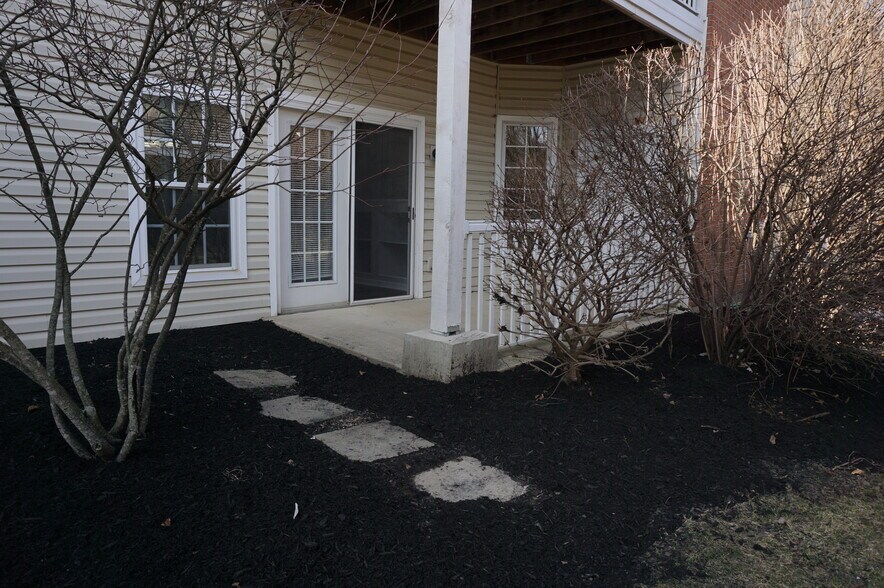 Building Photo - 2636 Harding Ct