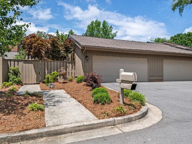 Building Photo - 5110 Dunes Ct
