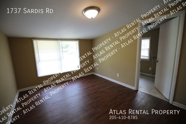 Building Photo - 1737 Sardis Rd