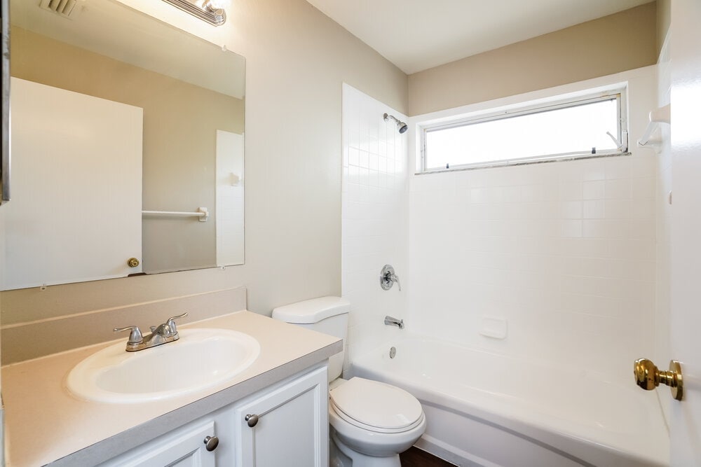 Building Photo - 13123 Fennway Ridge Dr