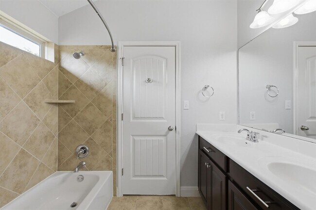 Building Photo - 1017 Fred Couples Ct