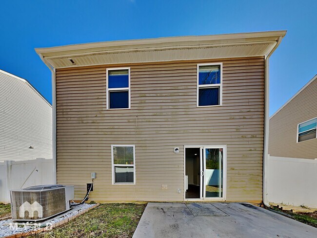 Building Photo - 6530 Paw Village Rd