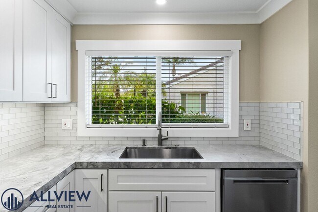 Building Photo - Highly Upgraded, Large Condo in Huntington Beach!