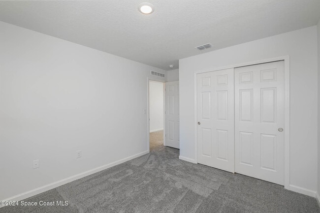 Building Photo - 1813 Middlebury Drive