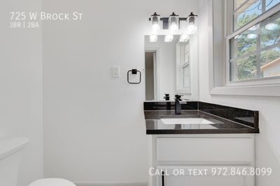Building Photo - 725 W Brock St