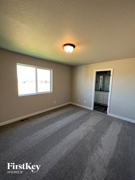 Building Photo - 10166 Luneth Dr