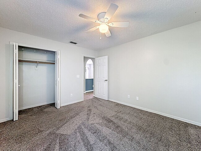 Building Photo - Discover your peaceful retreat in Wekiwa W...
