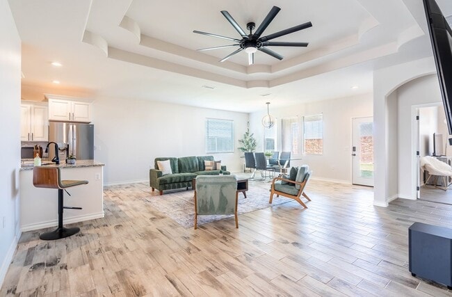 Building Photo - 3611 El Cajon Ave