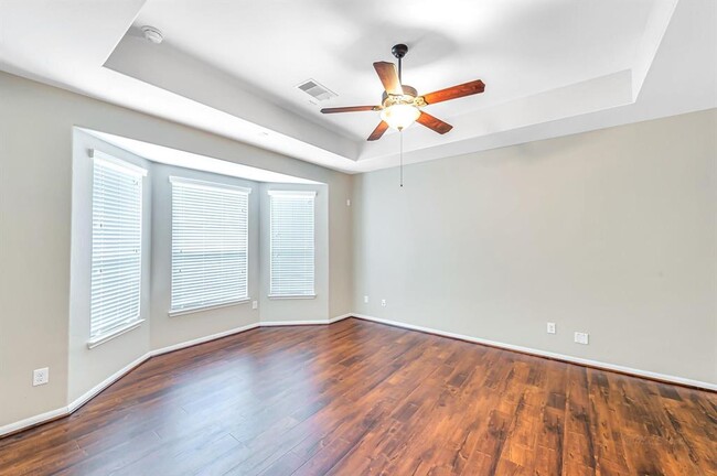 Building Photo - 27523 Huggins Crest Ct