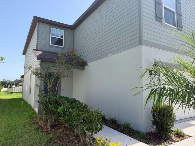 Building Photo - 30561 Gilbern Rd