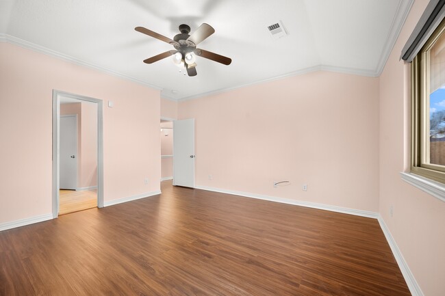 Building Photo - 1530 Hunter Green Ln