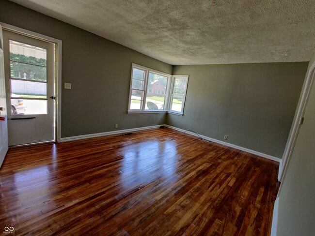 Building Photo - 1123 S Noble St