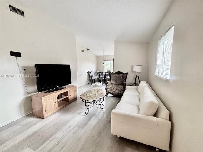 Building Photo - 3481 Briar Bay Blvd