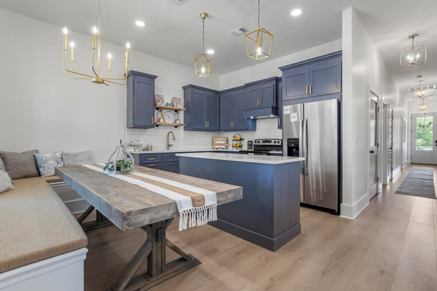 Building Photo - 1472 Georgia Pl